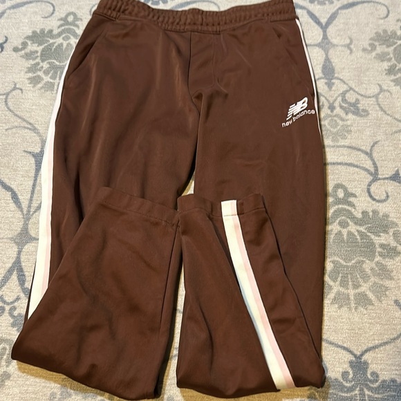 New balance size XS sweatpants - Picture 1 of 3